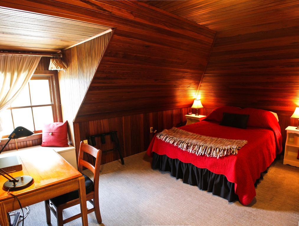 Night Swan Intracoastal Bed & Breakfast นิวสเมอร์นาบีช ภายนอก รูปภาพ