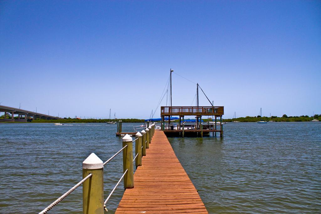 Night Swan Intracoastal Bed & Breakfast นิวสเมอร์นาบีช ภายนอก รูปภาพ